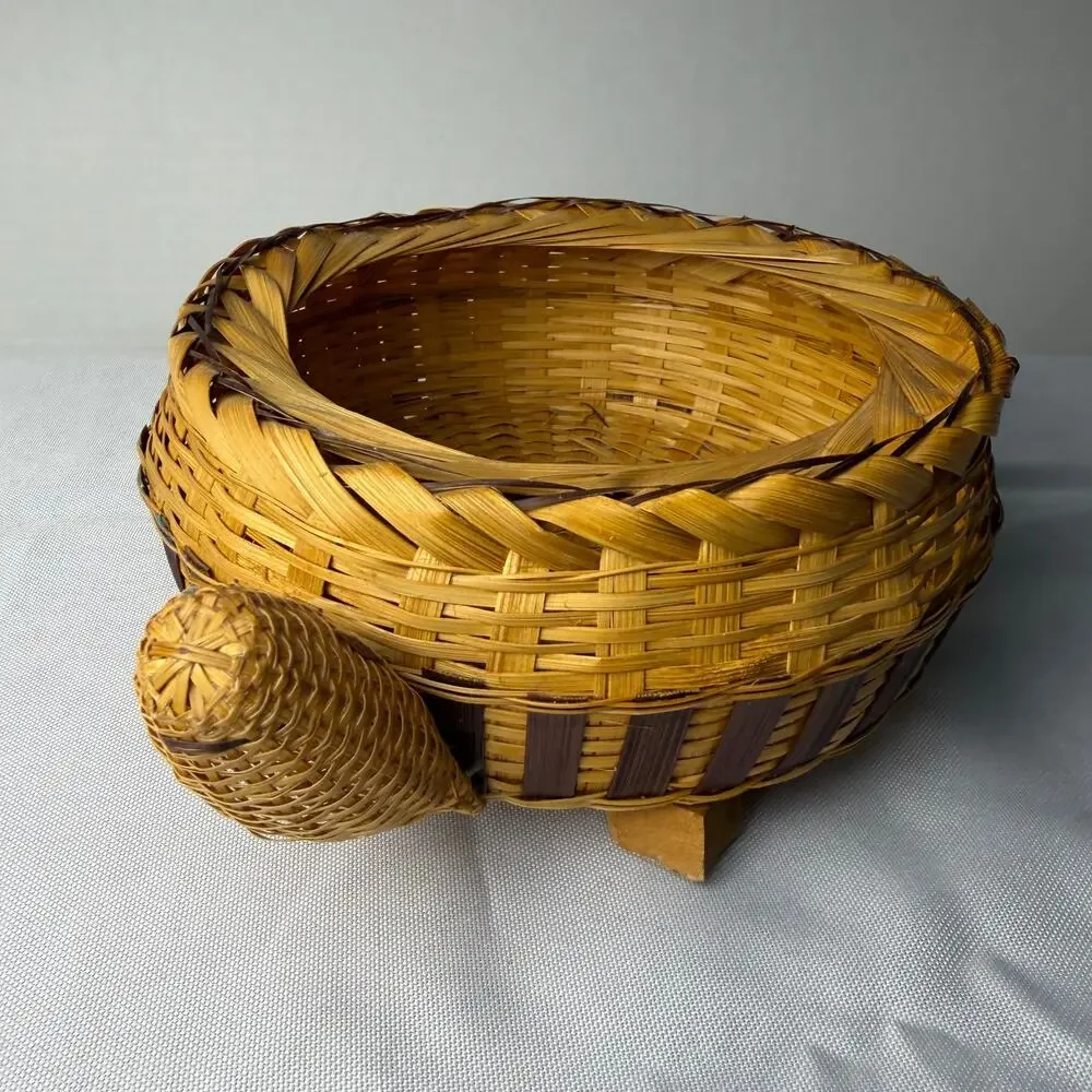 VTG Woven Bamboo Rattan Figural Turtle Basket Carved Wood Feet 10